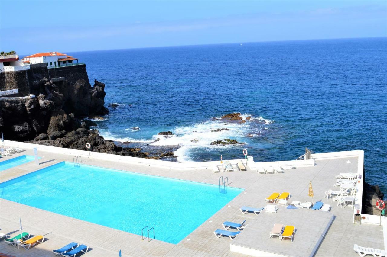 Ocean Panorama *