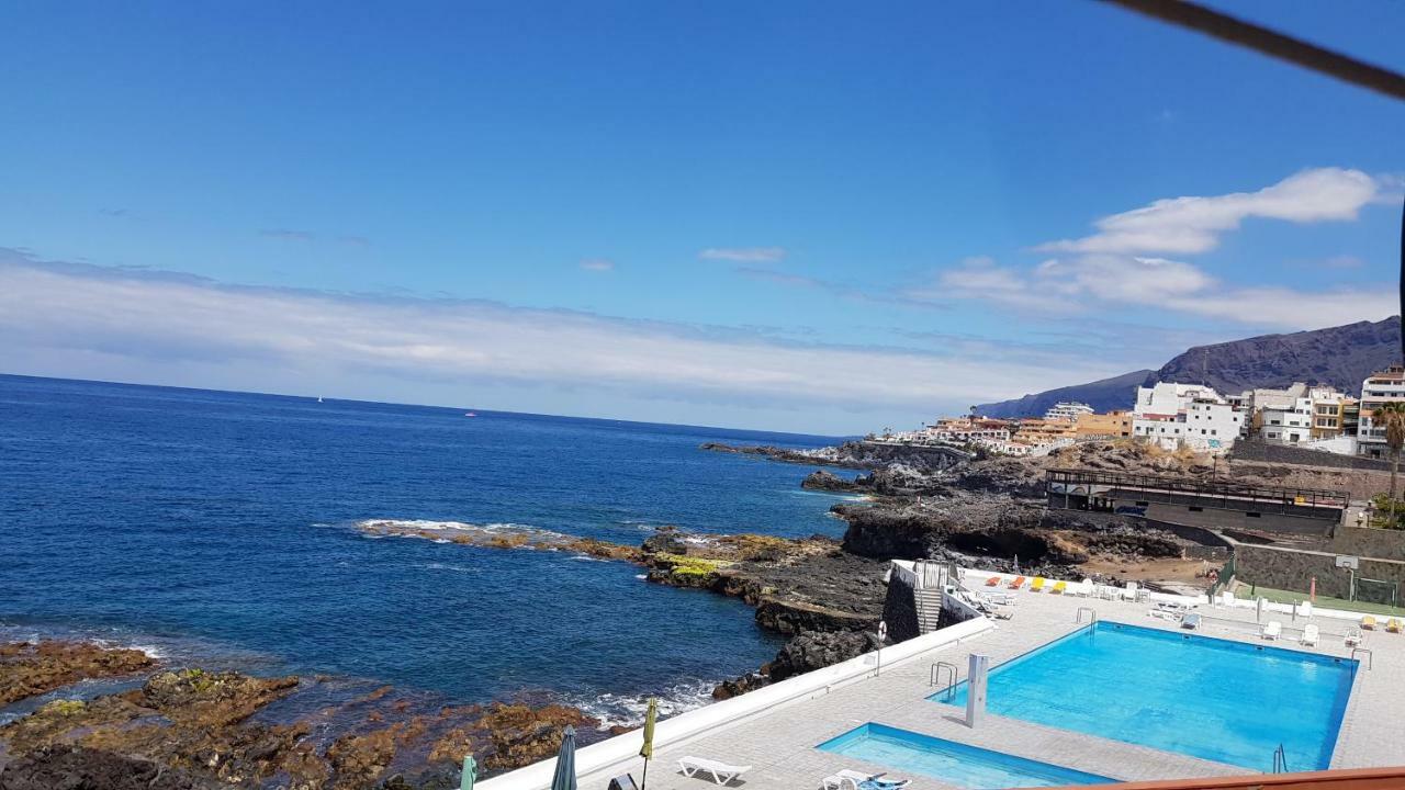 Ocean Panorama *
